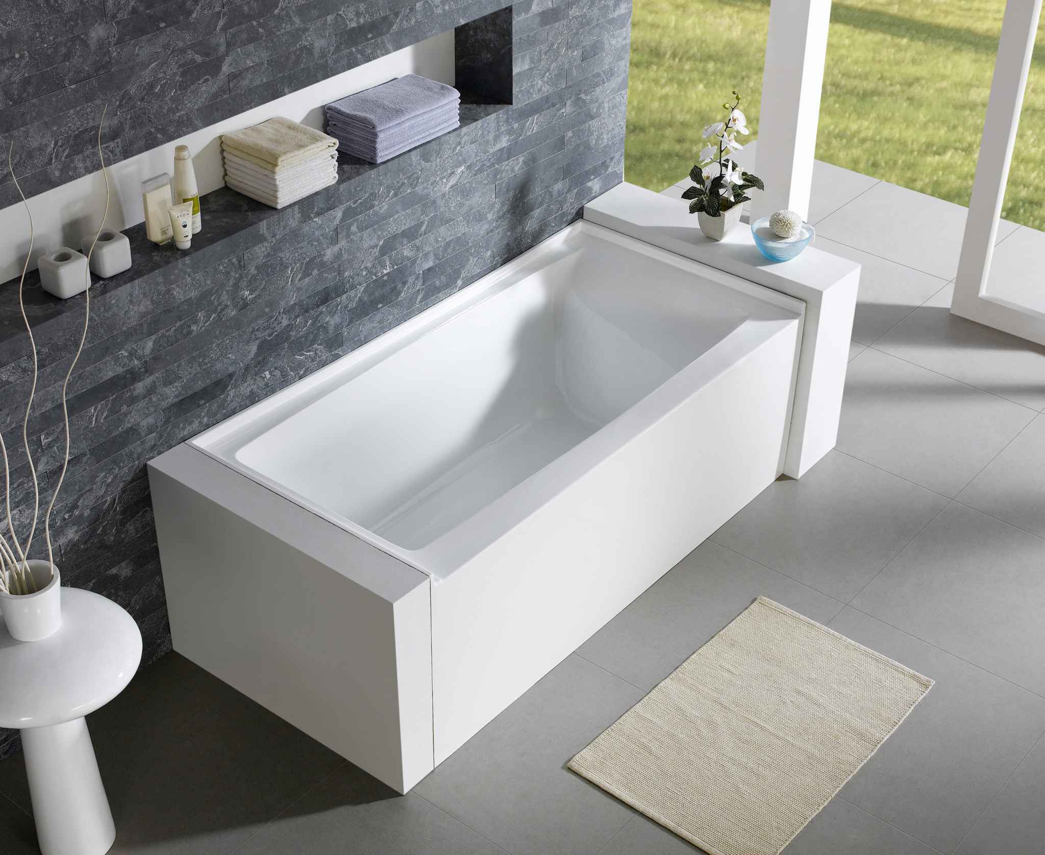 Turin 60 Skirted Acrylic Bath Tub, Left Drain And Overflow